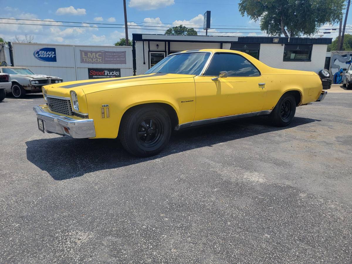 Chevy-el-camino-1973-yellow-5