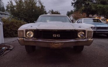 Chevy-elcamino-1972-white-15