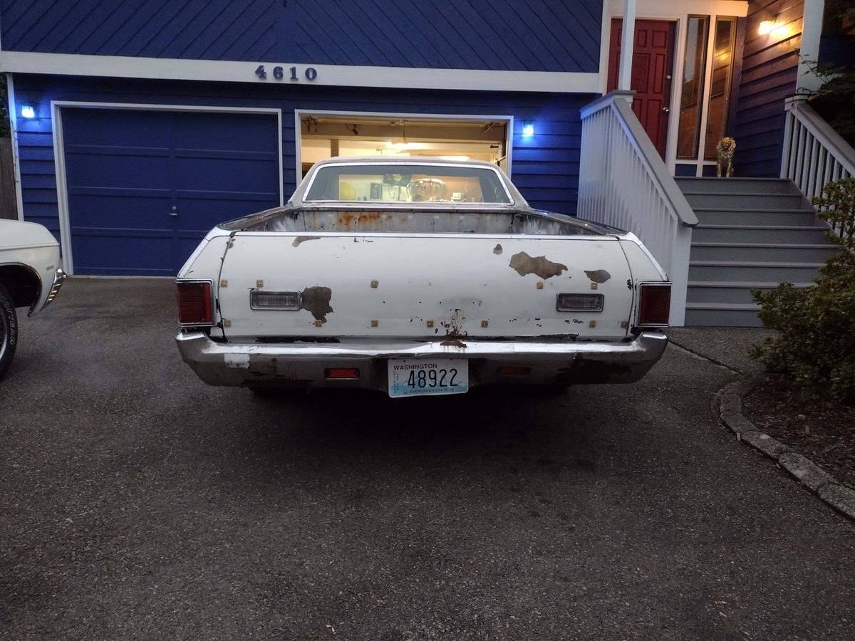 Chevy-elcamino-1972-white-16