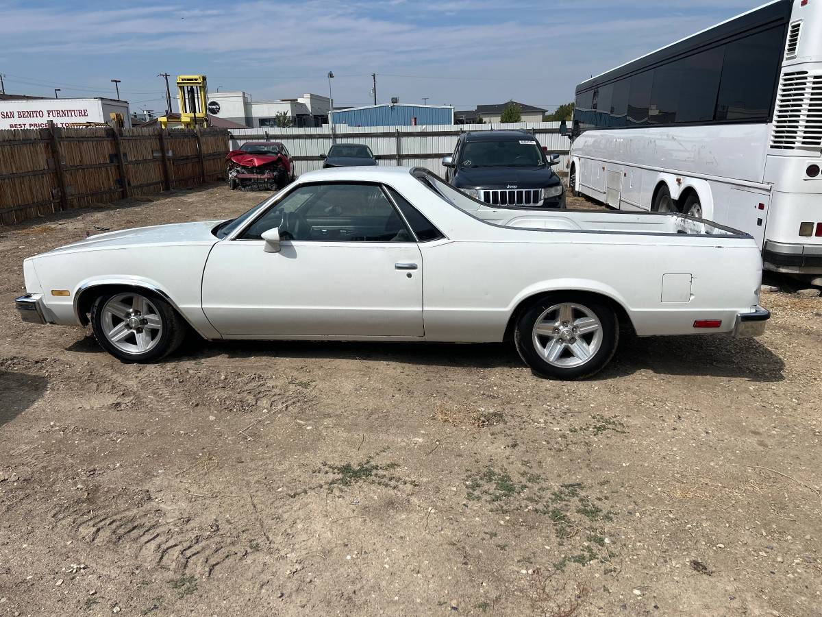 Chevy-elcamino-1984-white-2