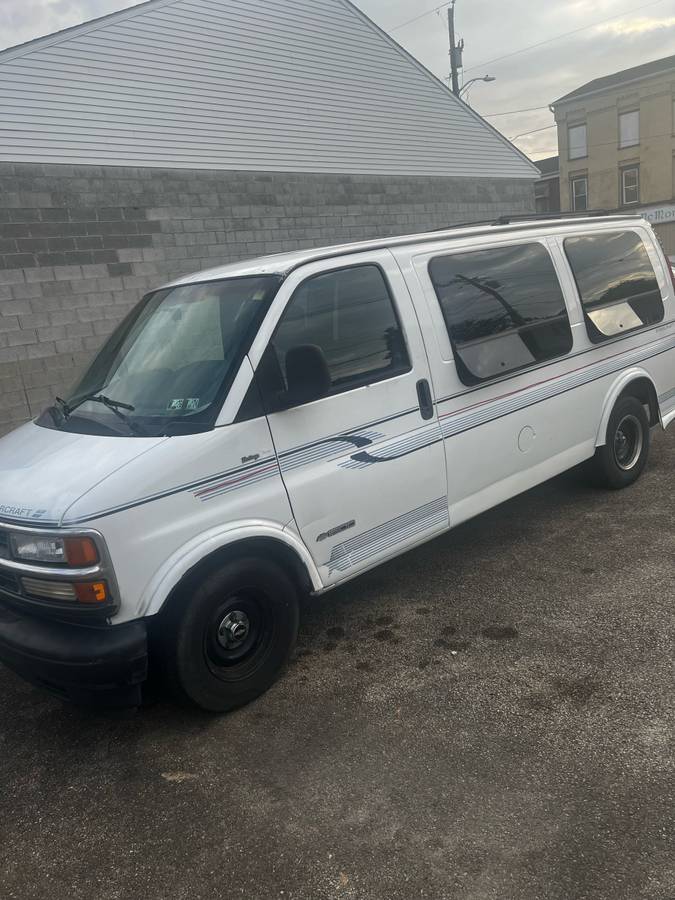 Chevy-express-1500-1996-white-10