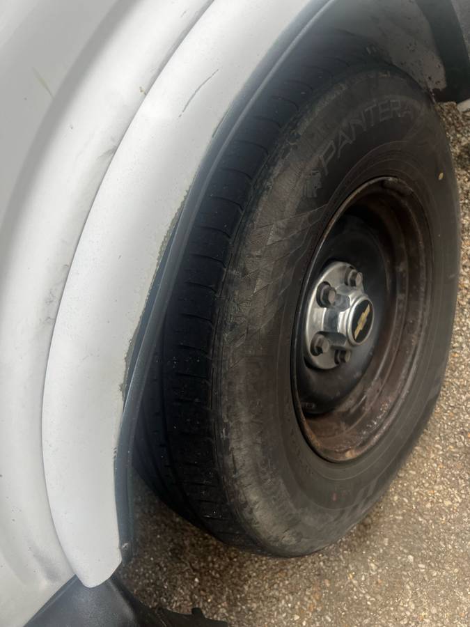 Chevy-express-1500-1996-white-18