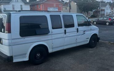 Chevy-express-1500-1996-white-2