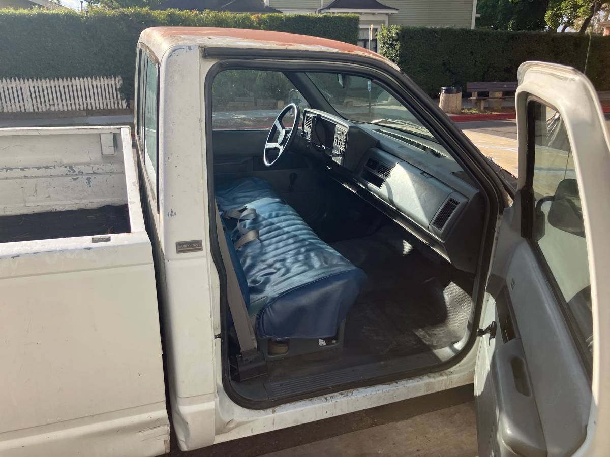Chevy-express-2500-1989-white-4