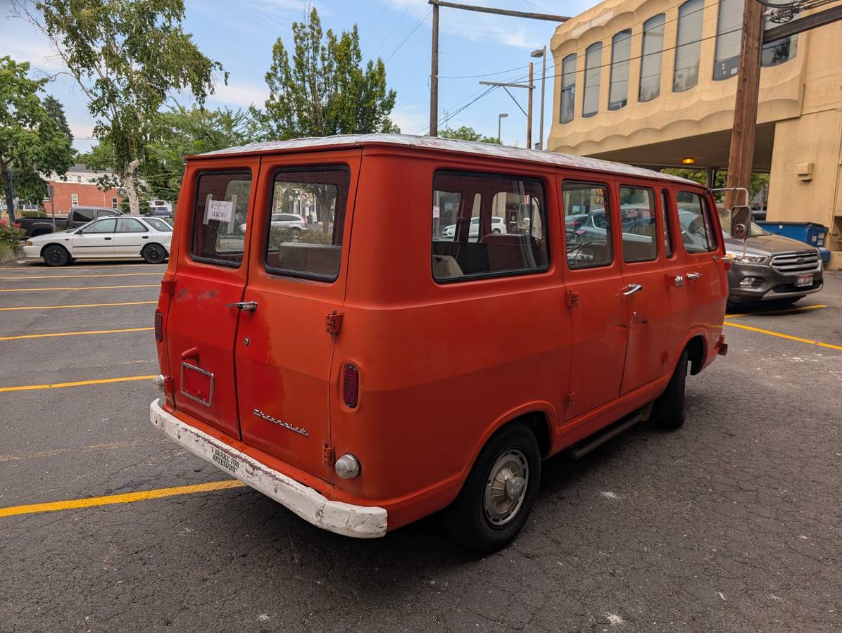 Chevy-g-10-1966-red-15