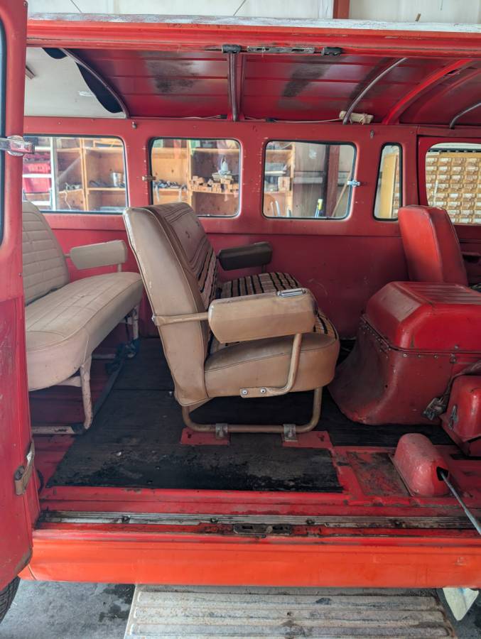 Chevy-g-10-van-1966-red-1