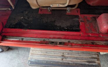 Chevy-g-10-van-1966-red-2