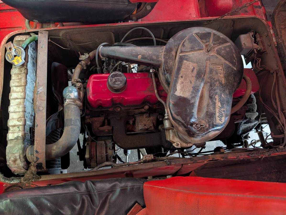 Chevy-g-10-van-1966-red-3