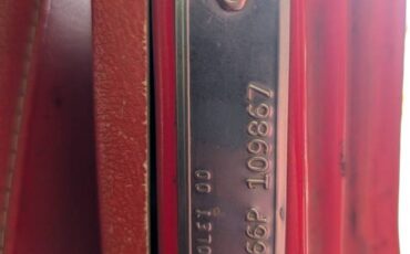 Chevy-g-10-van-1966-red-5