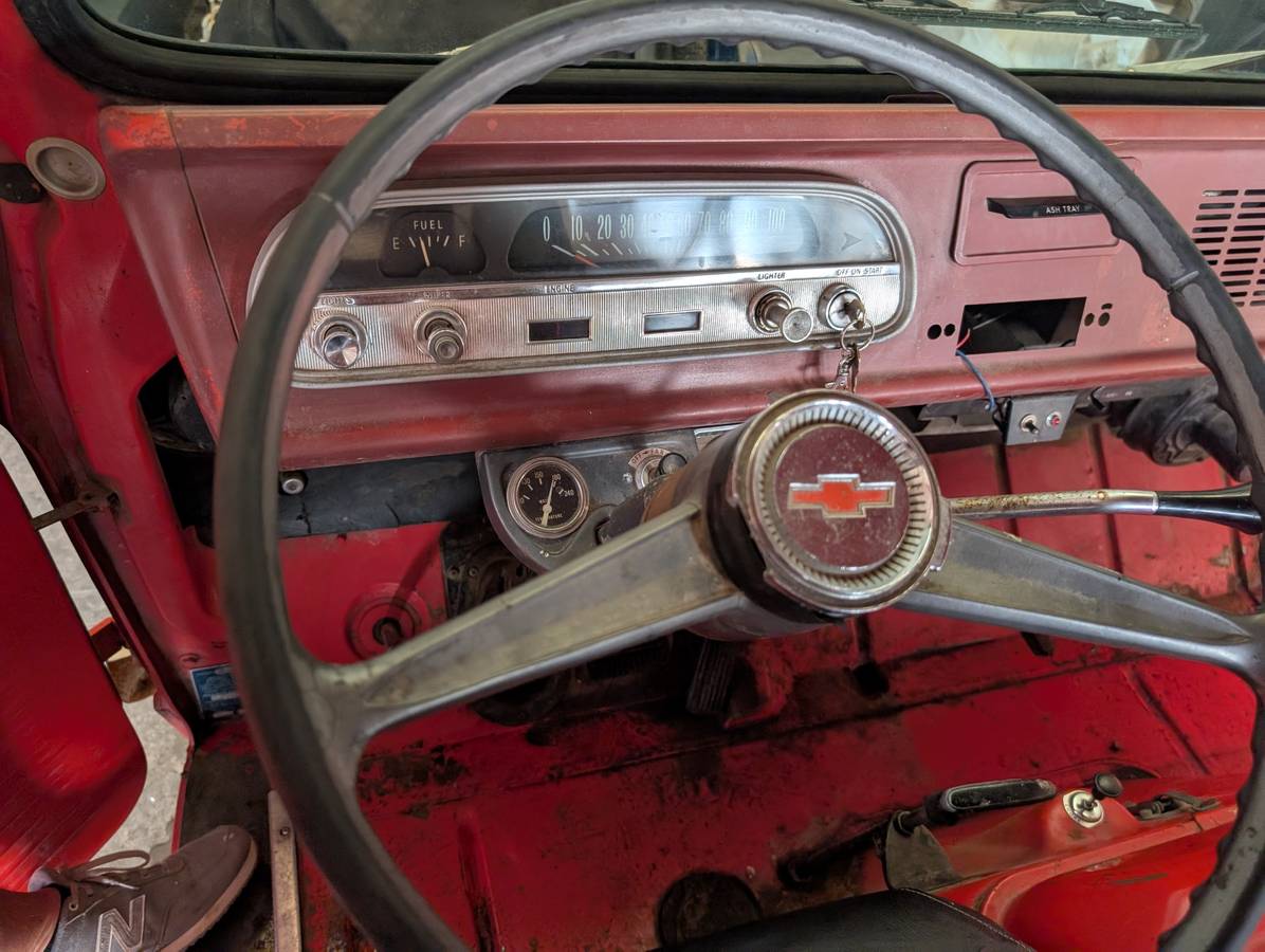 Chevy-g-10-van-1966-red-9