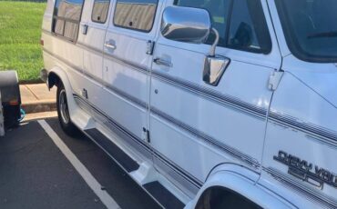 Chevy-g20-1995-white-1