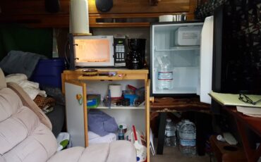 Chevy-g20-conversion-camper-rv-1990-white-8