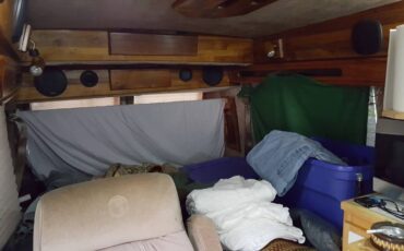 Chevy-g20-conversion-camper-rv-1990-white-9