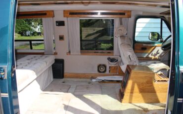 Chevy-g20-conversion-van-34ton-1995-green-55