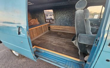 Chevy-g20-van-1978-blue-11