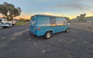 Chevy-g20-van-1978-blue-17