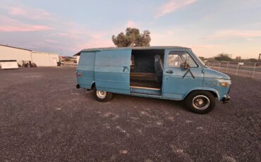 Chevy-g20-van-1978-blue-3