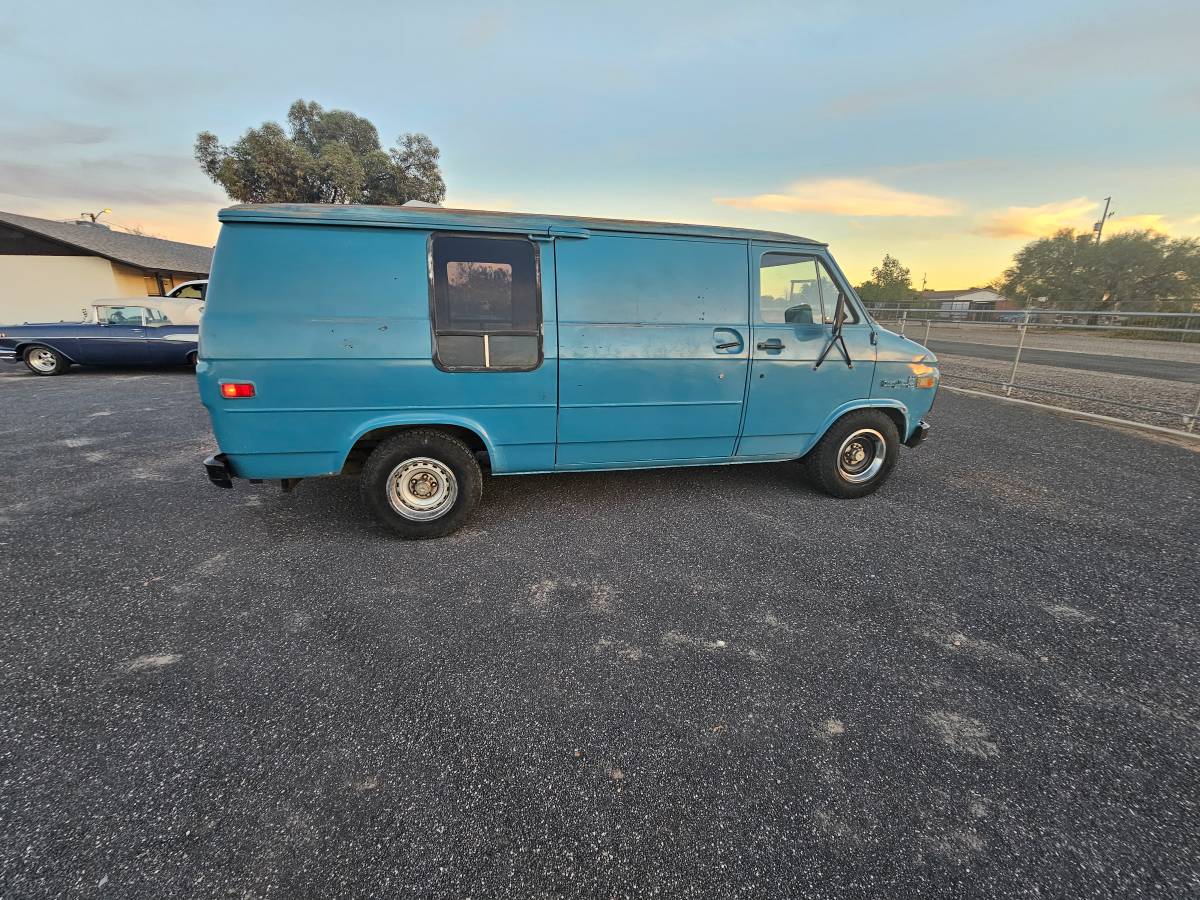 Chevy-g20-van-1978-blue-5