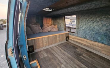 Chevy-g20-van-1978-blue-9