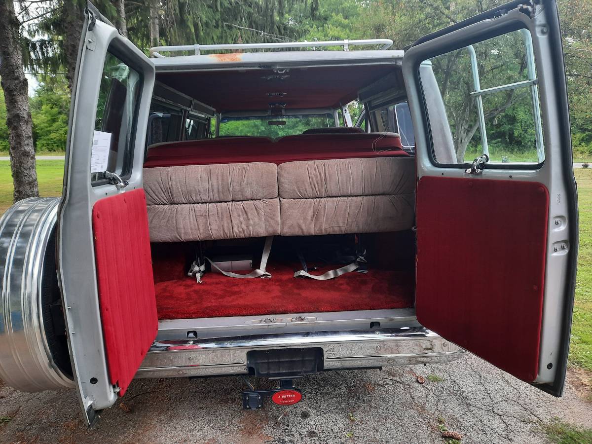 Chevy-g20-van-1985-6