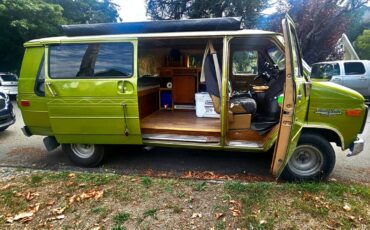Chevy-g20-van-1986-10