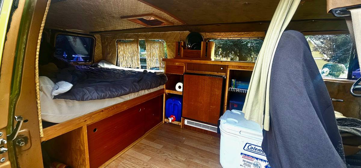 Chevy-g20-van-1986-4