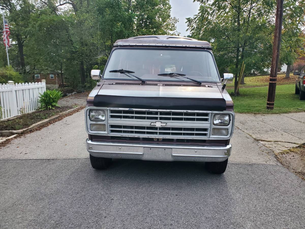 Chevy-g20-van-1987-7