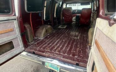 Chevy-g20-van-1988-brown-4