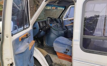 Chevy-g20-van-1992-3