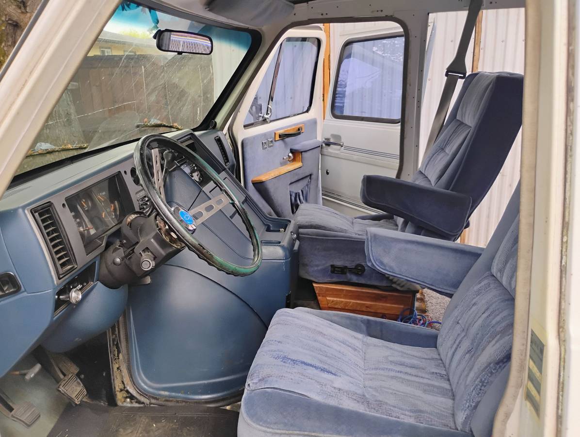 Chevy-g20-van-1992-9