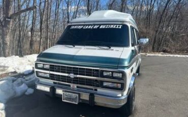 Chevy-g20-van-1993-white-11