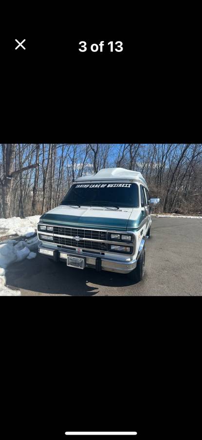 Chevy-g20-van-1993-white-11