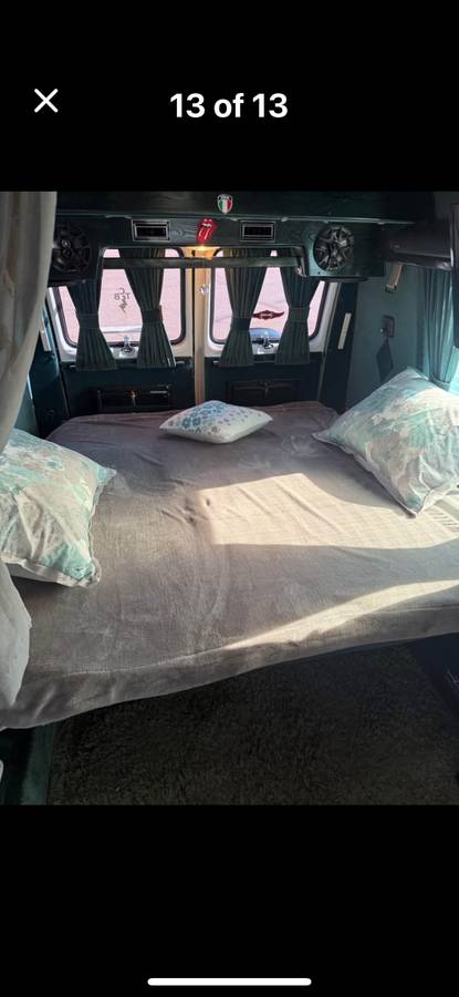 Chevy-g20-van-1993-white-6