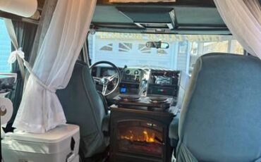 Chevy-g20-van-1993-white-8