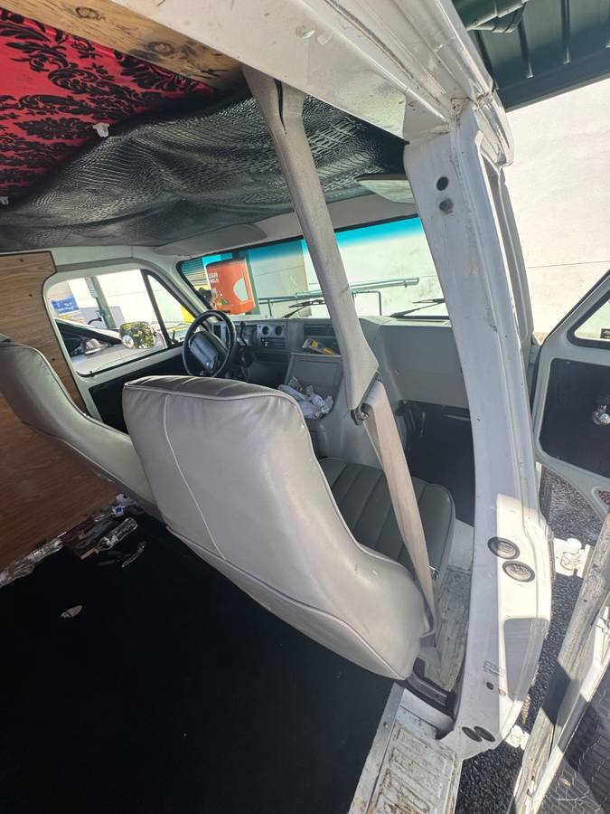 Chevy-g20-van-1994-3
