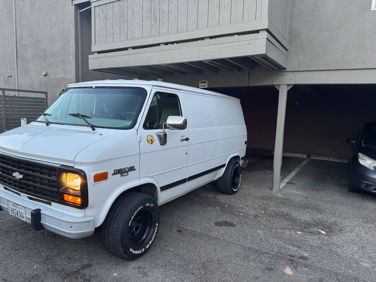 Chevy-g20-van-1994-5