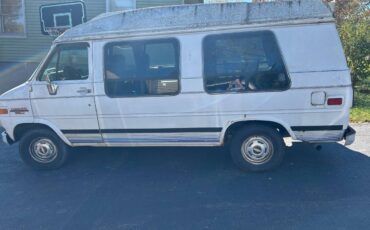Chevy-g20-van-1995-white-2