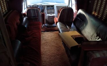 Chevy-g30-1983-8