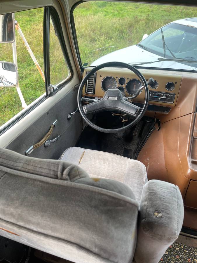 Chevy-g30-1988-12