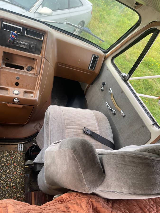 Chevy-g30-1988-13