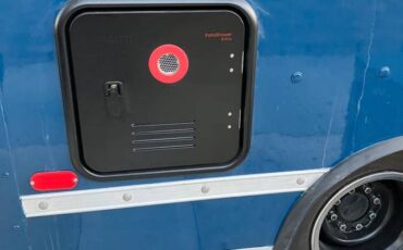 Chevy-g30-diesel-1991-blue-11