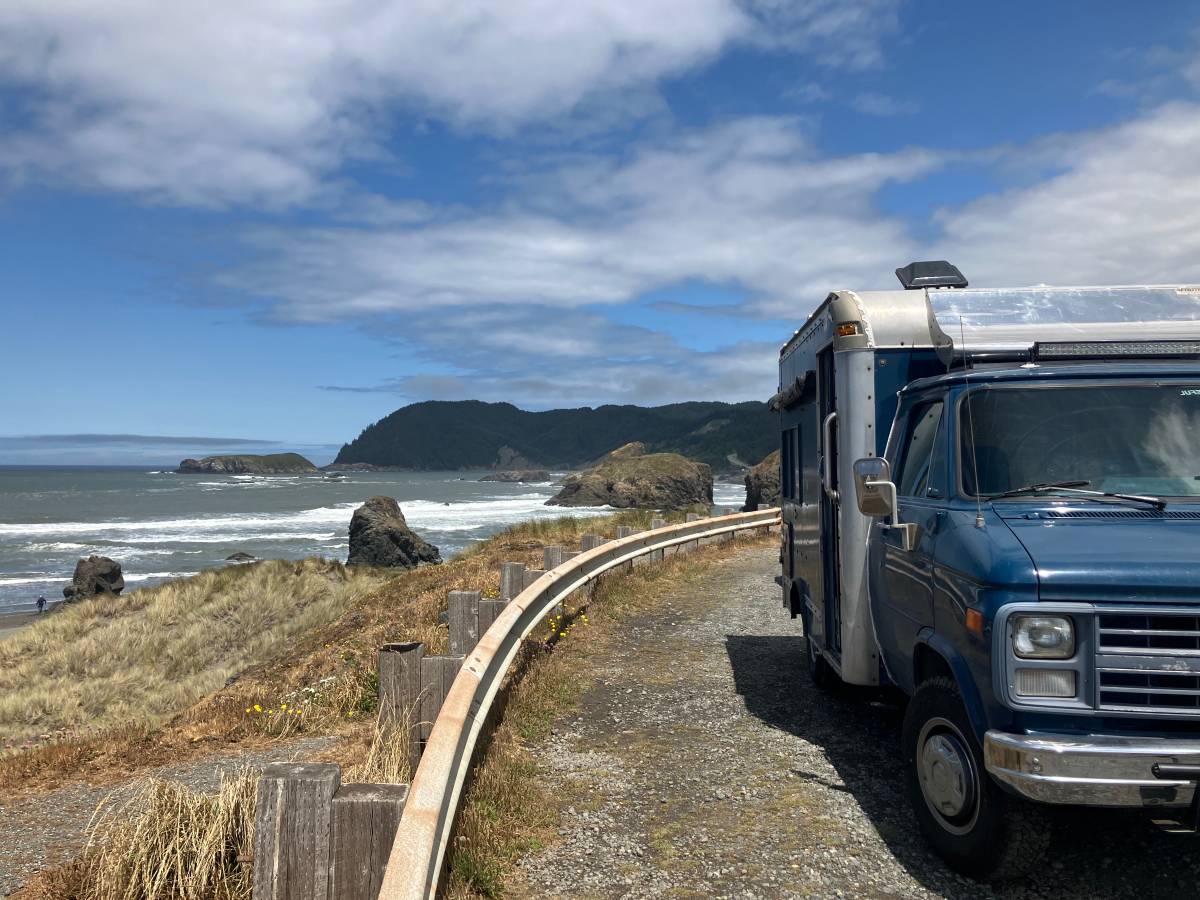 Chevy-g30-diesel-1991-blue-12