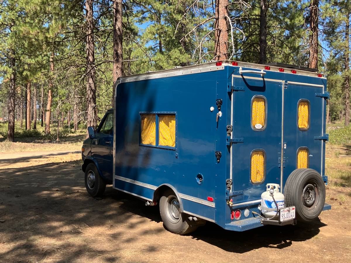 Chevy-g30-diesel-1991-blue-20