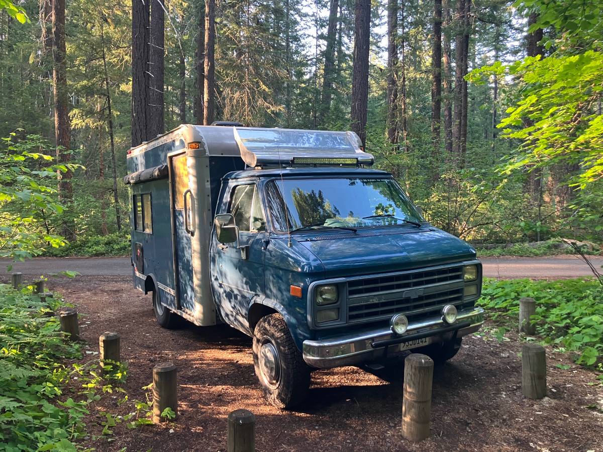 Chevy-g30-diesel-1991-blue-9
