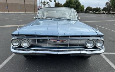 Chevy-impala-1961-blue-23