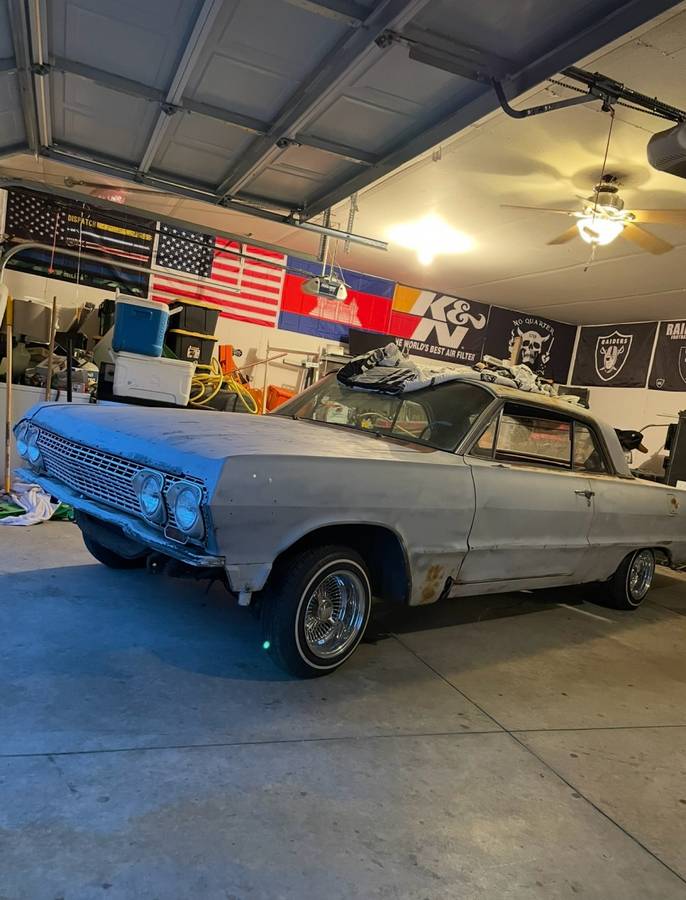 Chevy-impala-1963-custom-19