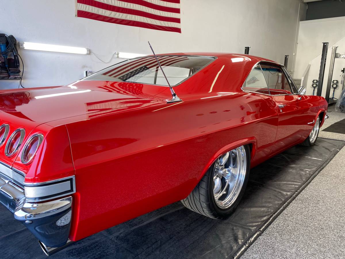 Chevy-impala-1965-red-11
