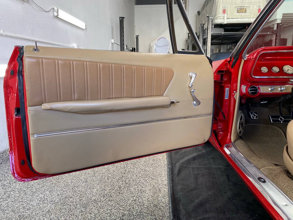 Chevy-impala-1965-red-20