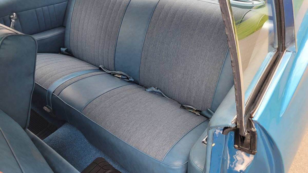 Chevy-impala-1968-blue-10