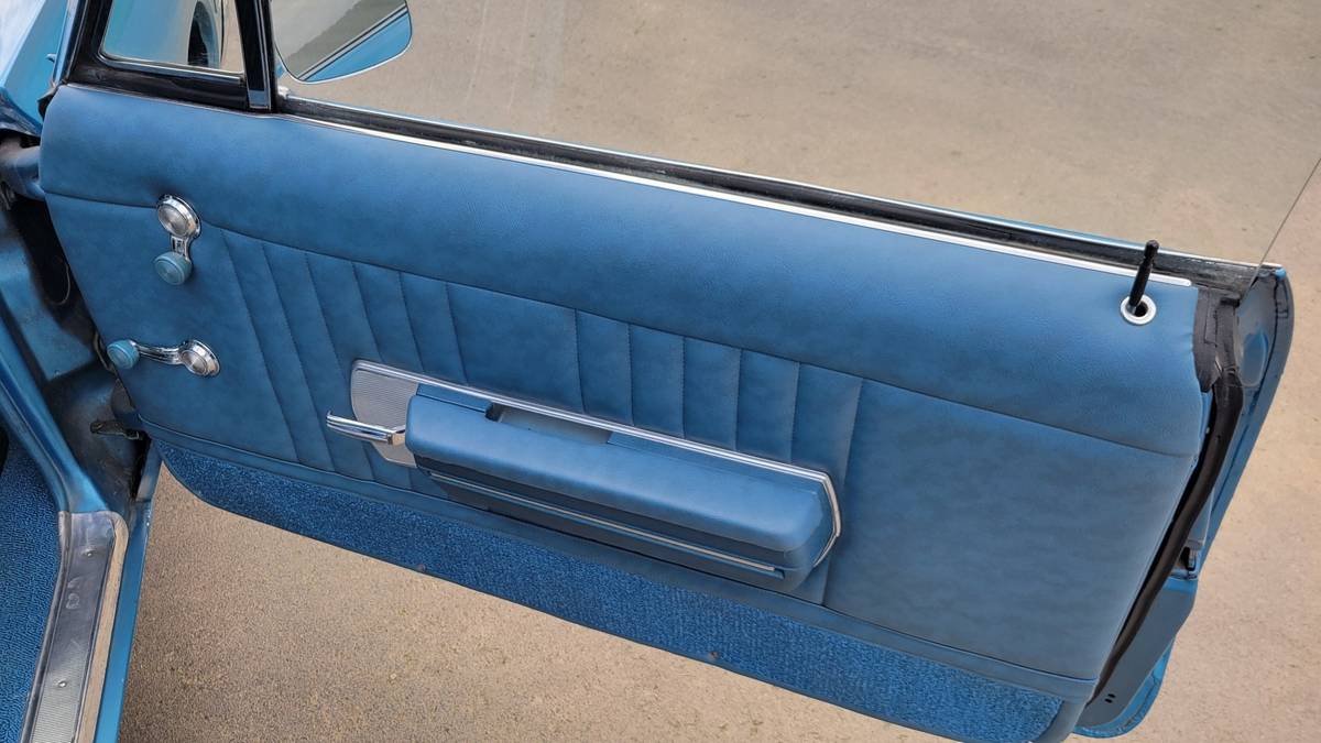 Chevy-impala-1968-blue-12